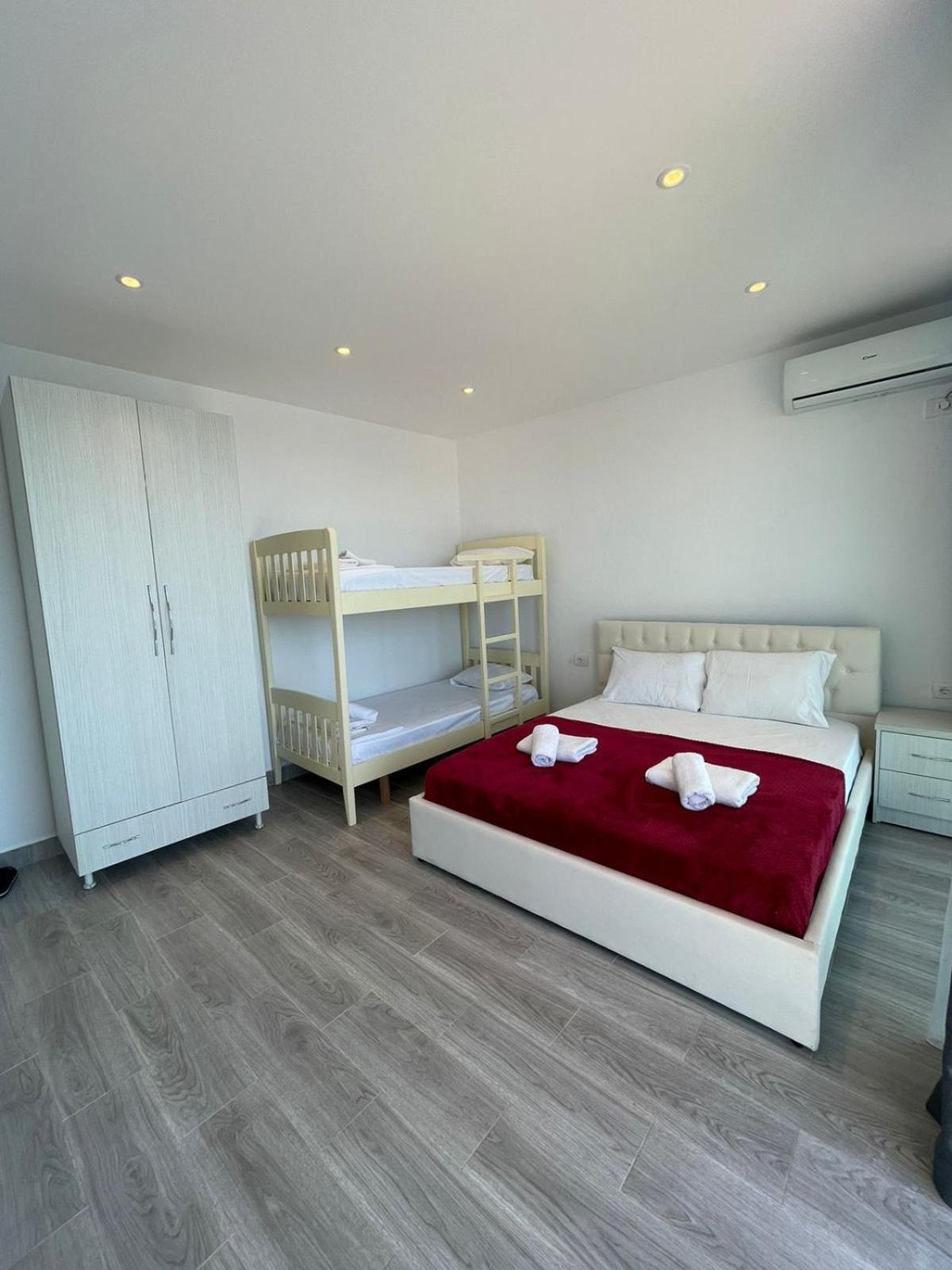 Panorama Sea View Apartments Vlore Exterior photo